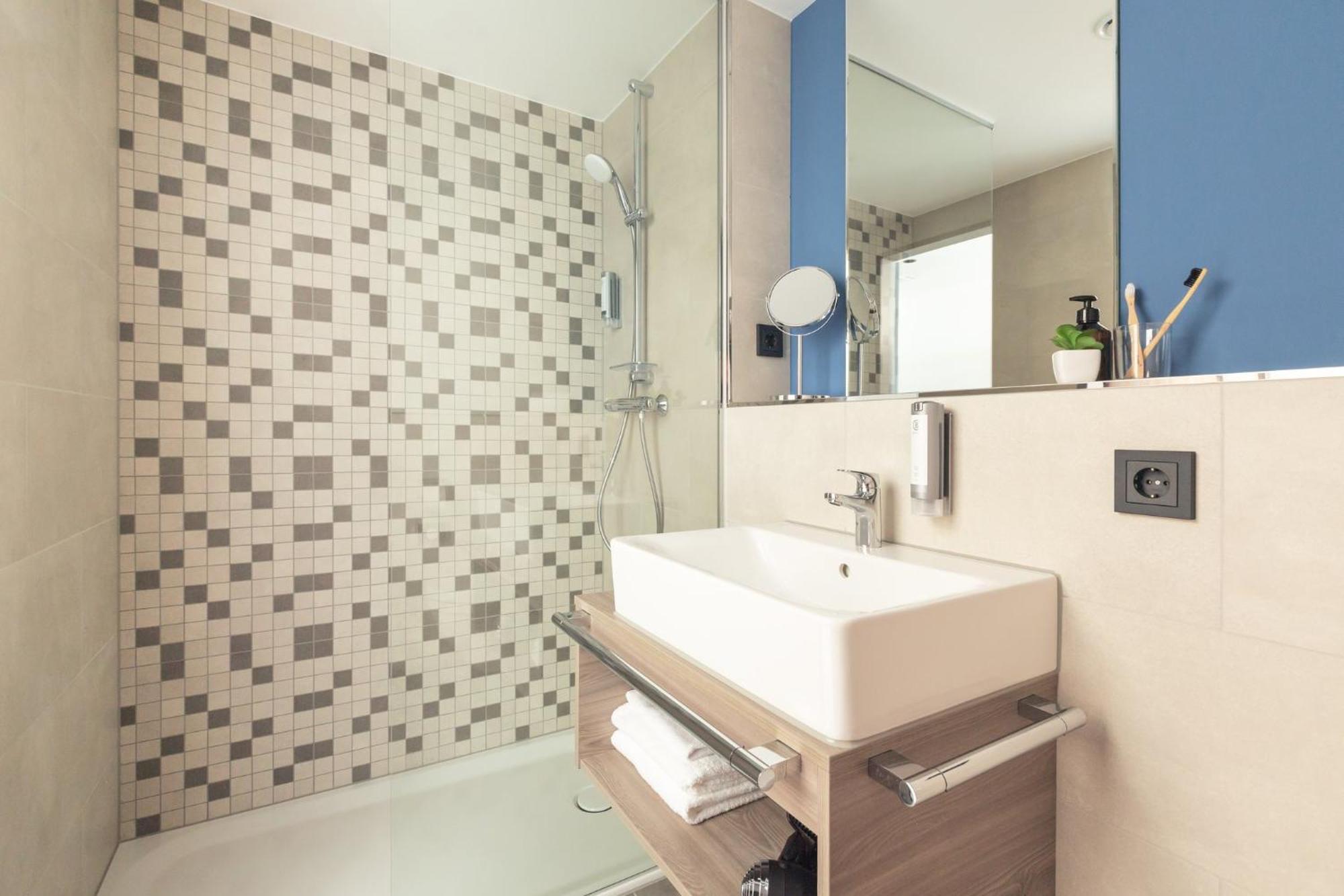 Garner Hotel Augsburg Nord By Ihg Gersthofen Eksteriør billede